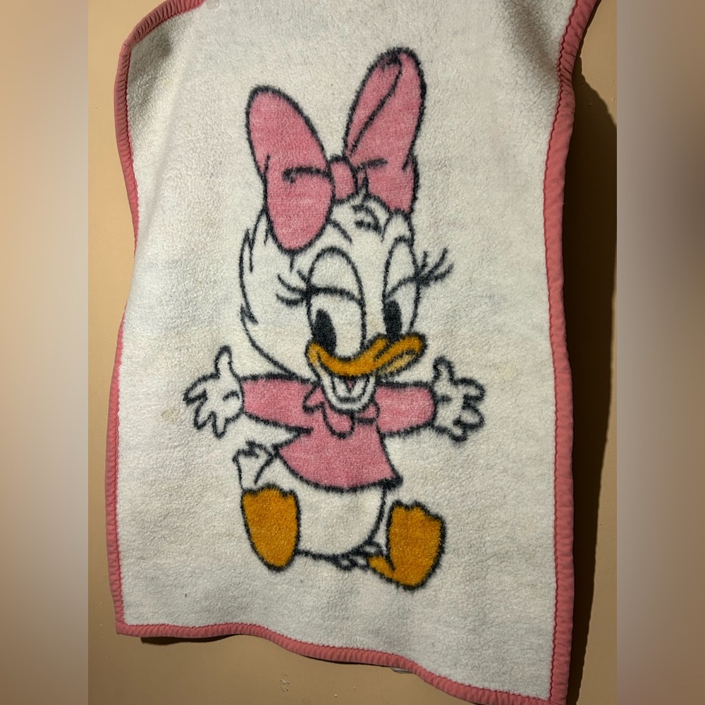 Vtg 1984 Disney Baby Daisy Duck Biederlack Blanket 38”x27” Made in USA - Picture 3 of 9